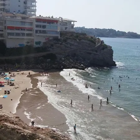 Apartmento En Primera Linea De Mar, Vistas Al Mar Y Piscina Apartment Salou