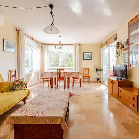 Apartmento En Primera Linea De Mar, Vistas Al Mar Y Piscina * Salou