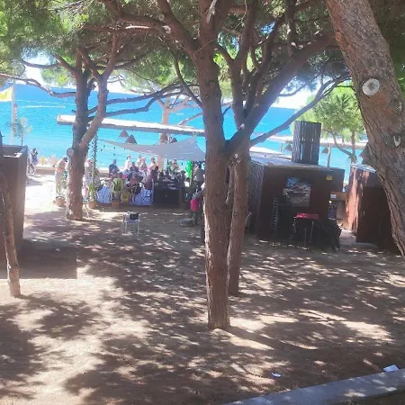 Apartmento En Primera Linea De Mar, Vistas Al Mar Y Piscina サロウ